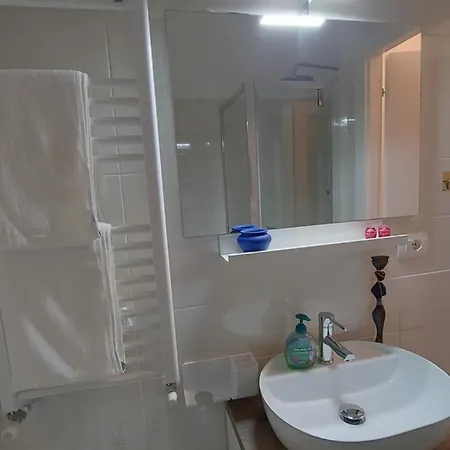 Relax Al Guardastelle - Free Parking & Air Condition - Swimming Pool Additional Pay شقة راباللو
